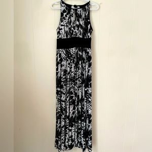 Laura Petit cocktail dress in black and white sequins sash, sleeveless